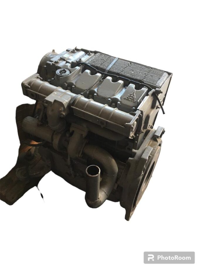 DEUTZ BF4L 1011 F 4 SİLİNDİR 51.5 KW 2500 DEVİR REVİZYONLU MOTOR